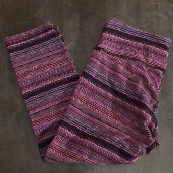 lululemon athletica Pants - Lululemon Wunder Under Crop